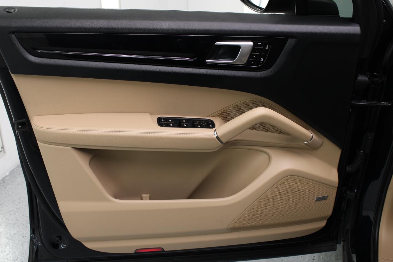 Porsche Cayenne AWD 2019