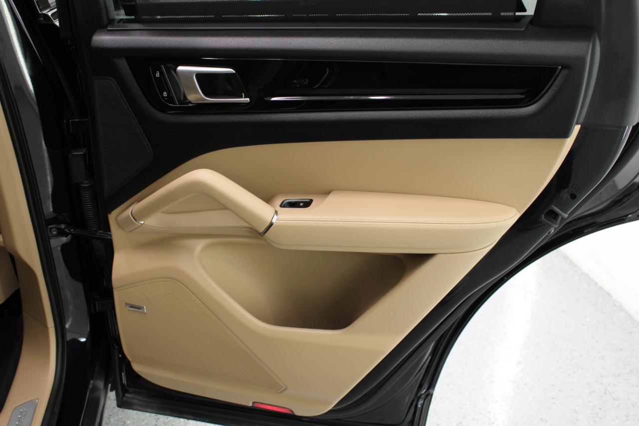 Porsche Cayenne AWD 2019