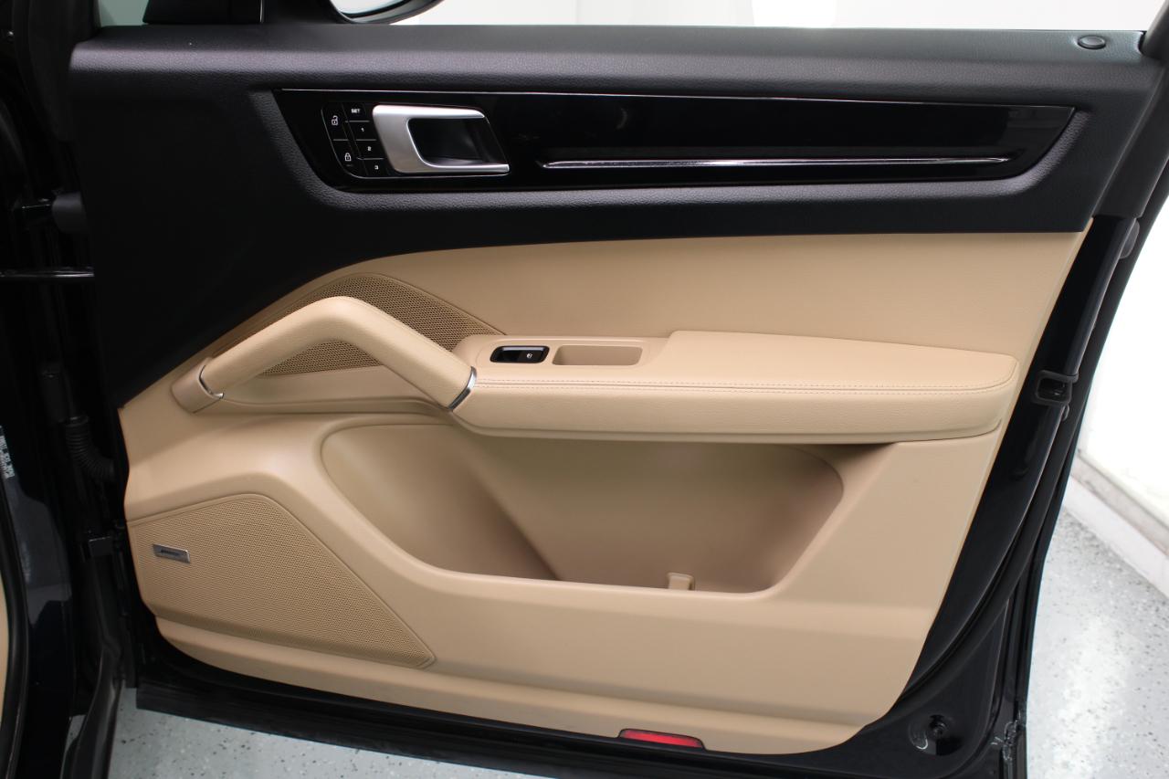 Porsche Cayenne AWD 2019