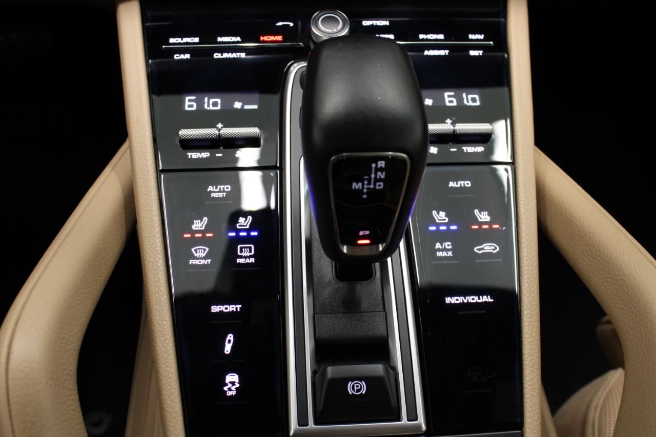 Porsche Cayenne AWD 2019