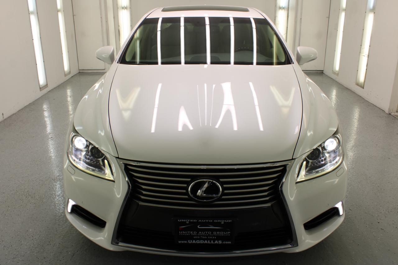 Lexus LS 460 4dr Sdn RWD 2016