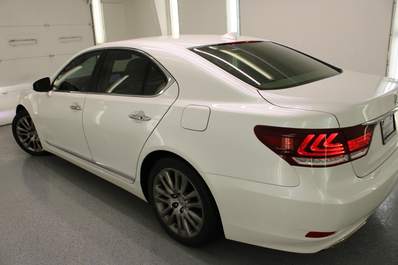 Lexus LS 460 4dr Sdn RWD 2016