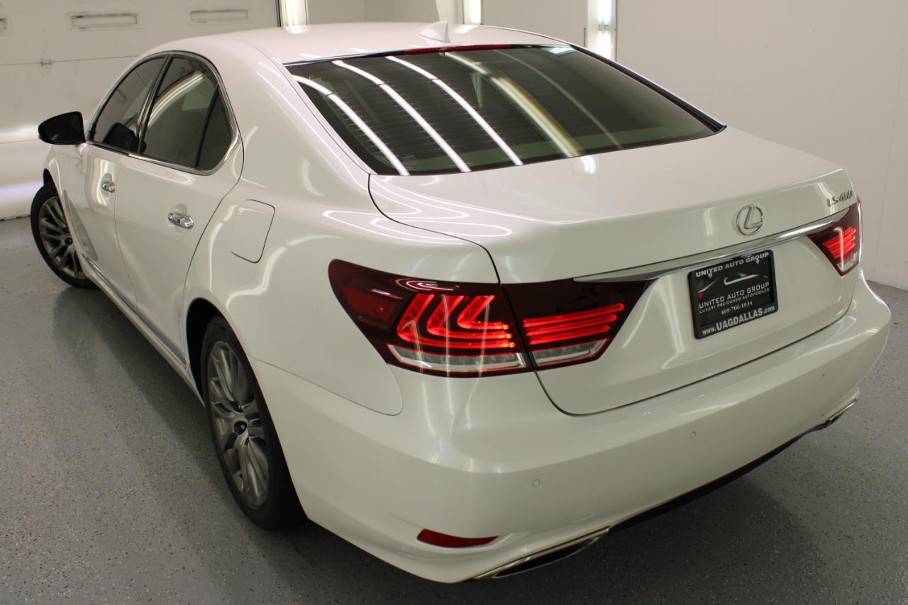 Lexus LS 460 4dr Sdn RWD 2016