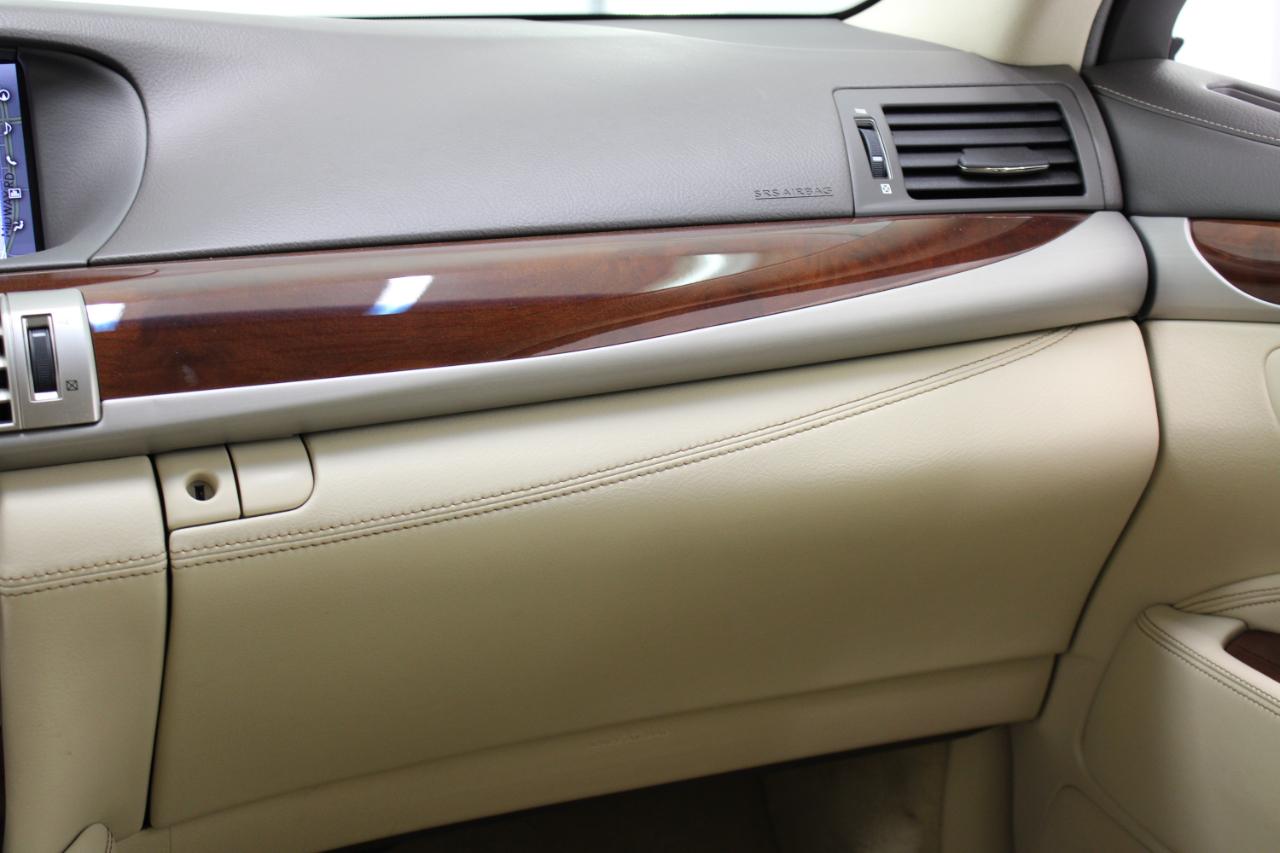 Lexus LS 460 4dr Sdn RWD 2016
