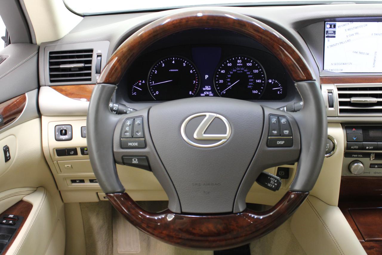 Lexus LS 460 4dr Sdn RWD 2016