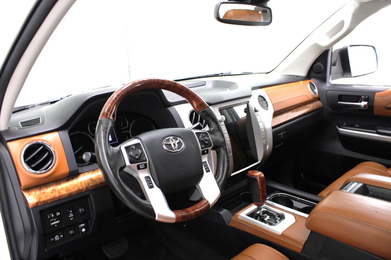 Toyota Tundra 4WD 1794 Edition CrewMax 5.5' Bed 5.7L FFV (Natl) 2018