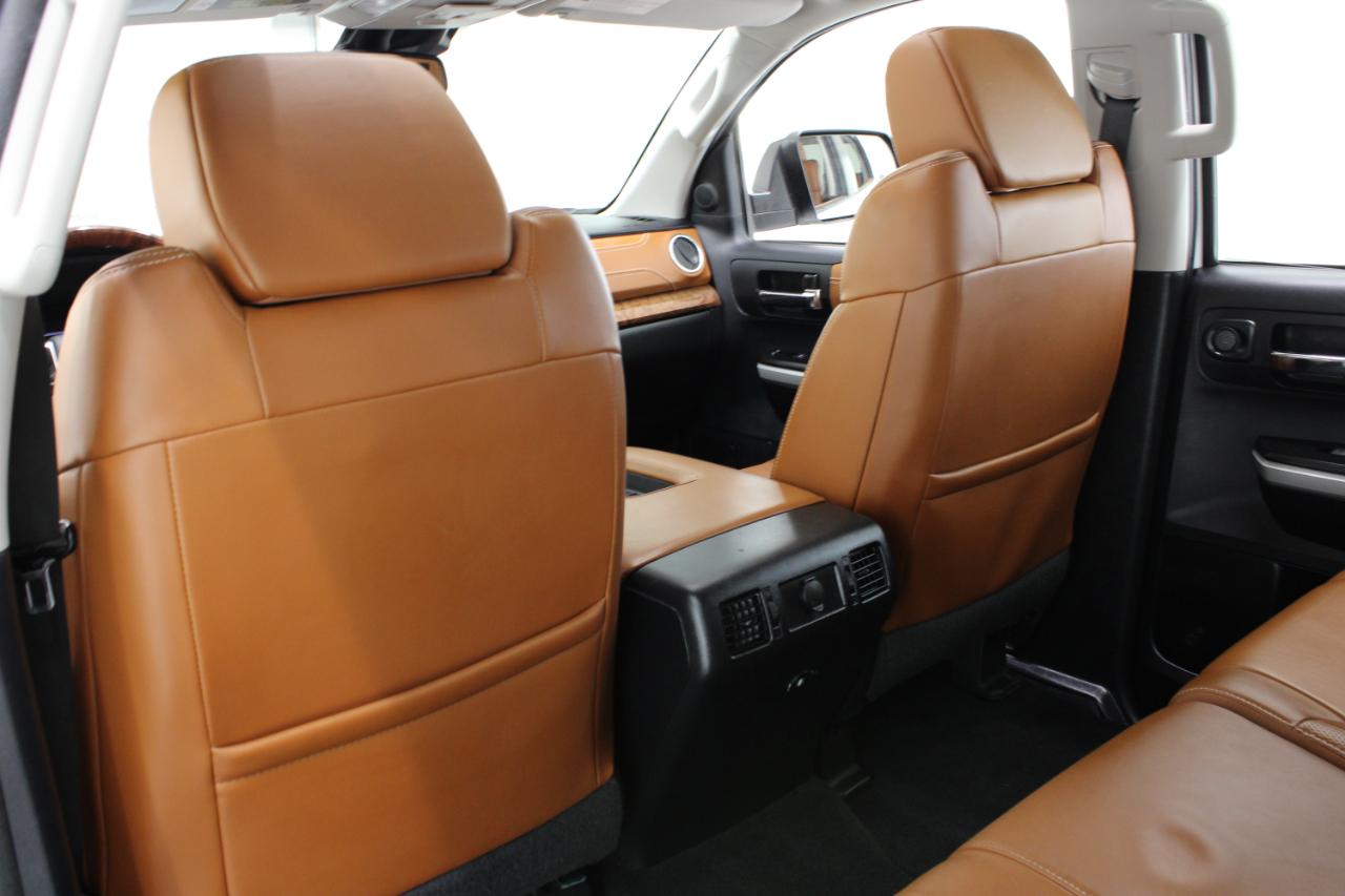 Toyota Tundra 4WD 1794 Edition CrewMax 5.5' Bed 5.7L FFV (Natl) 2018