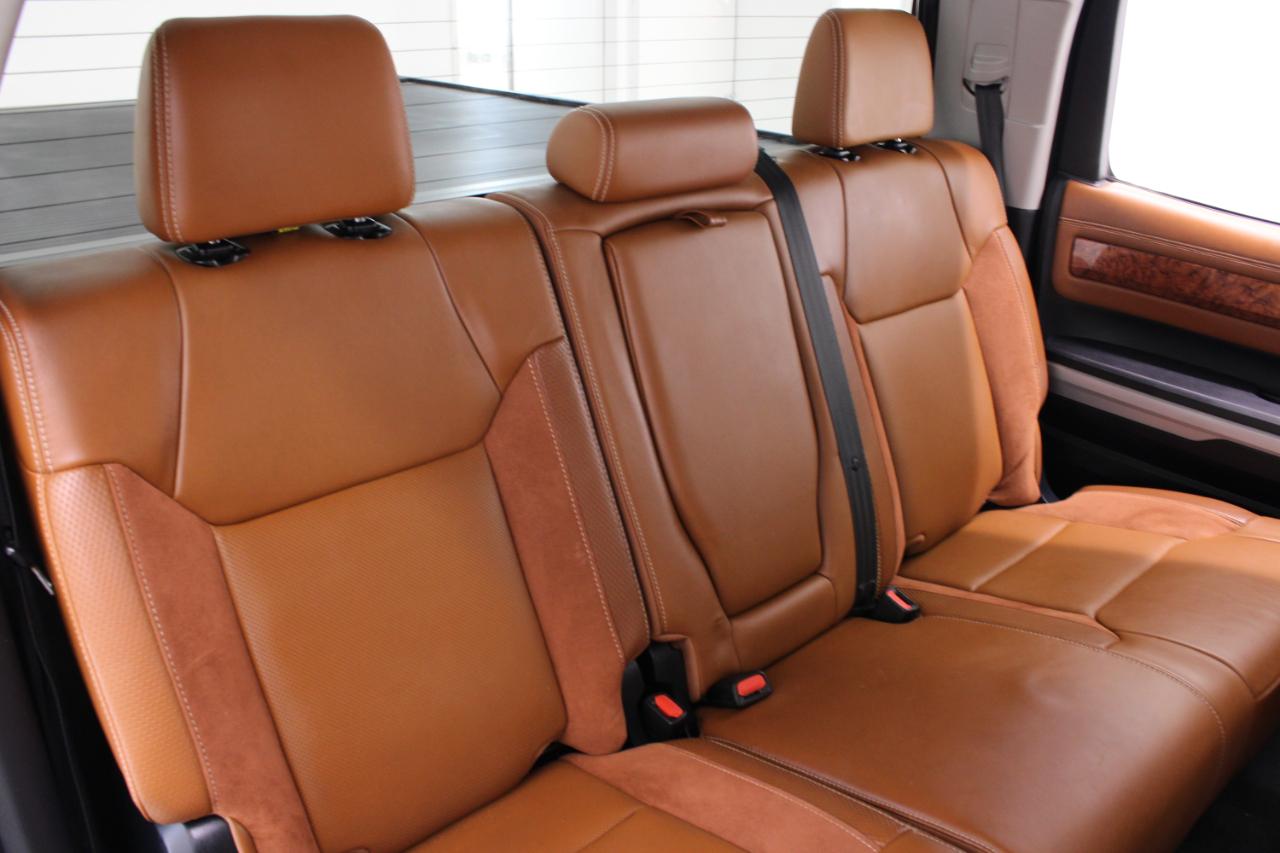 Toyota Tundra 4WD 1794 Edition CrewMax 5.5' Bed 5.7L FFV (Natl) 2018