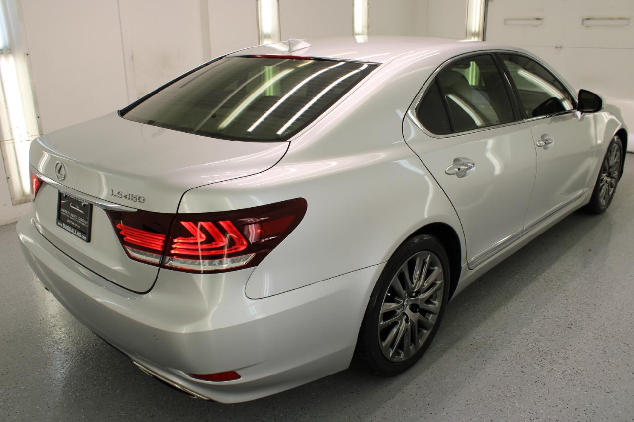 Lexus LS 460 4dr Sdn RWD 2016