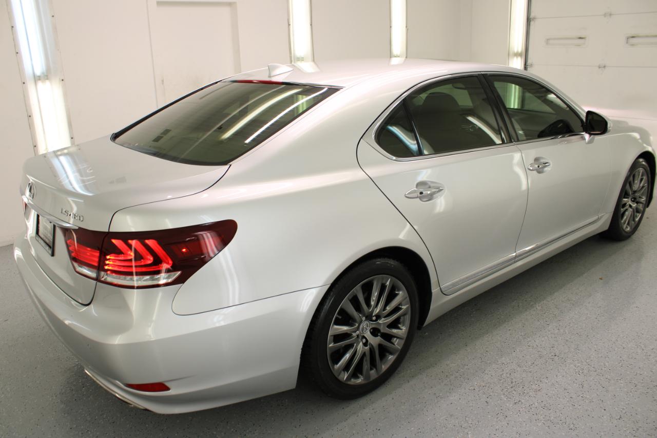 Lexus LS 460 4dr Sdn RWD 2016