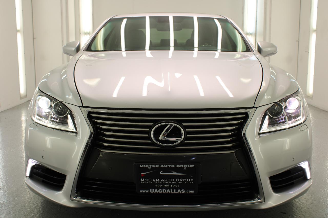 Lexus LS 460 4dr Sdn RWD 2016