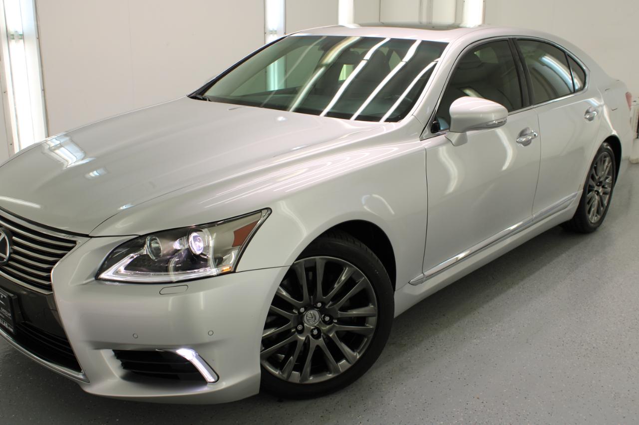Lexus LS 460 4dr Sdn RWD 2016