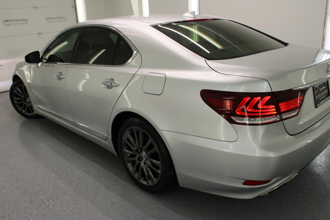 Lexus LS 460 4dr Sdn RWD 2016