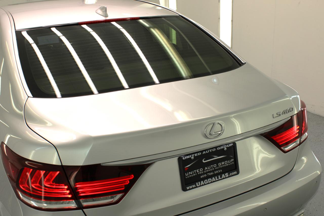 Lexus LS 460 4dr Sdn RWD 2016