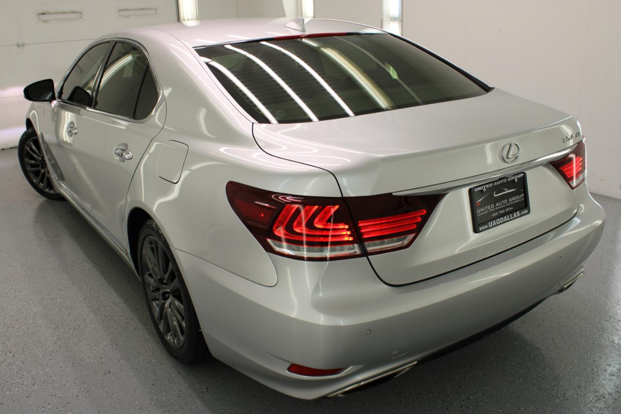 Lexus LS 460 4dr Sdn RWD 2016