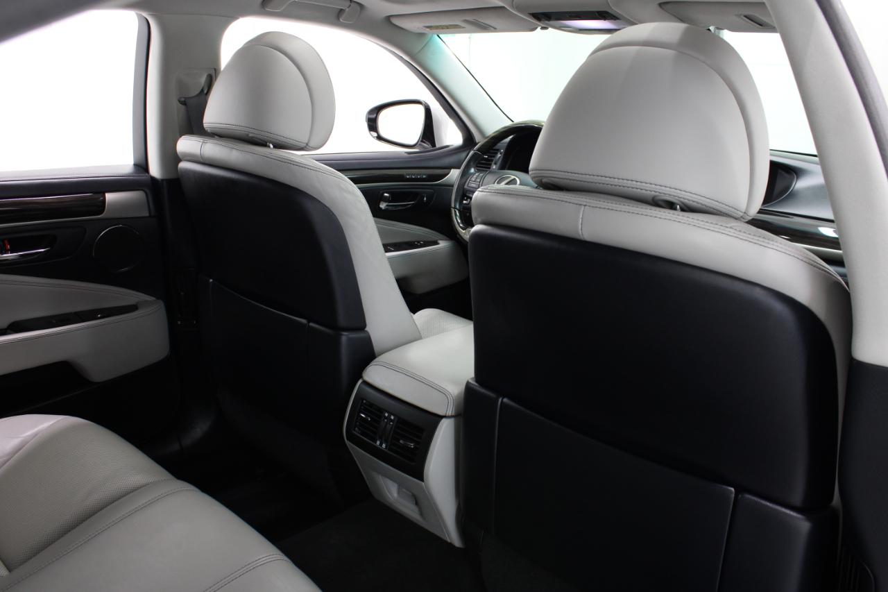 Lexus LS 460 4dr Sdn RWD 2016
