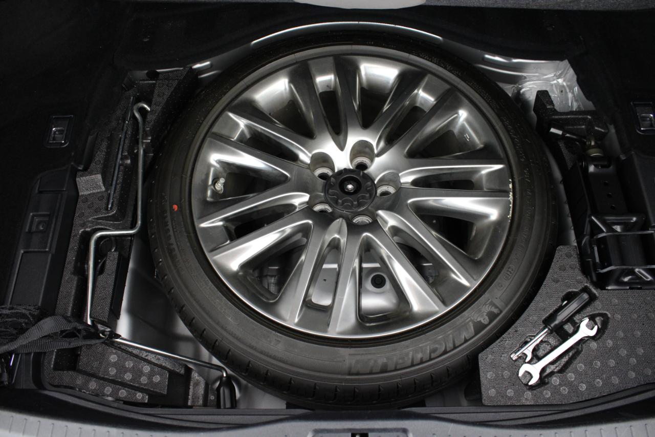 Lexus LS 460 4dr Sdn RWD 2016