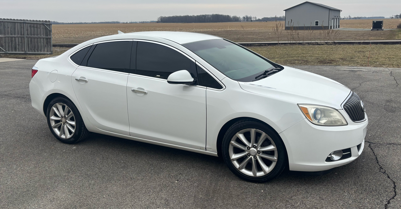 Buick Verano Base 2012