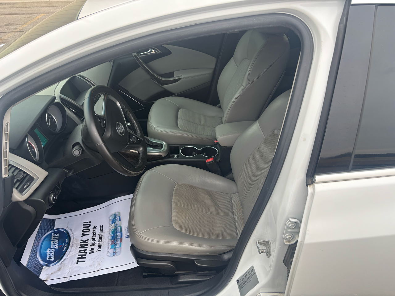 Buick Verano Base 2012