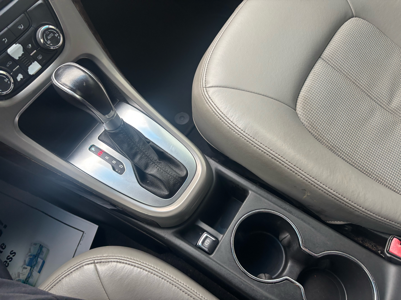 Buick Verano Base 2012