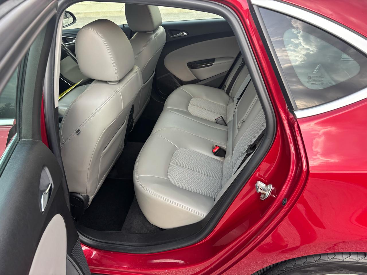 Buick Verano Base 2016