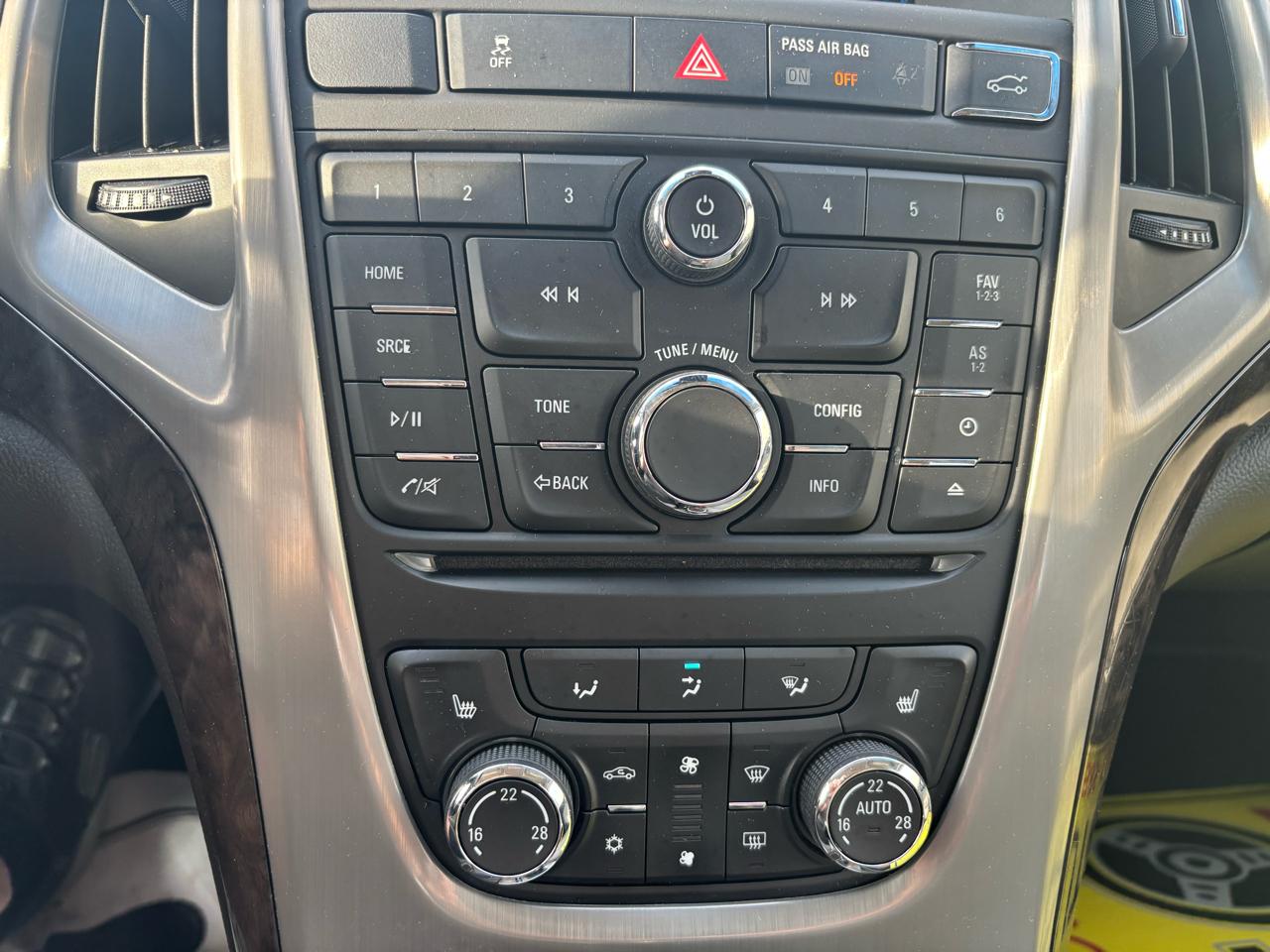 Buick Verano Base 2016