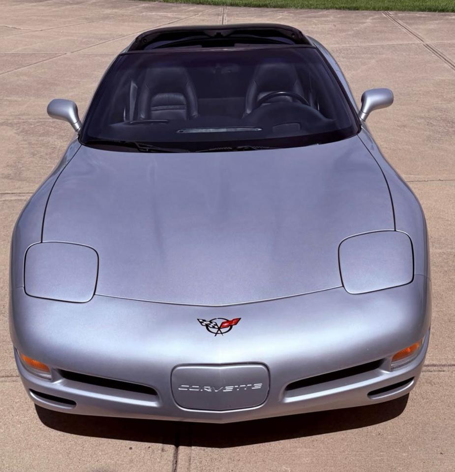 Chevrolet Corvette Coupe 2002