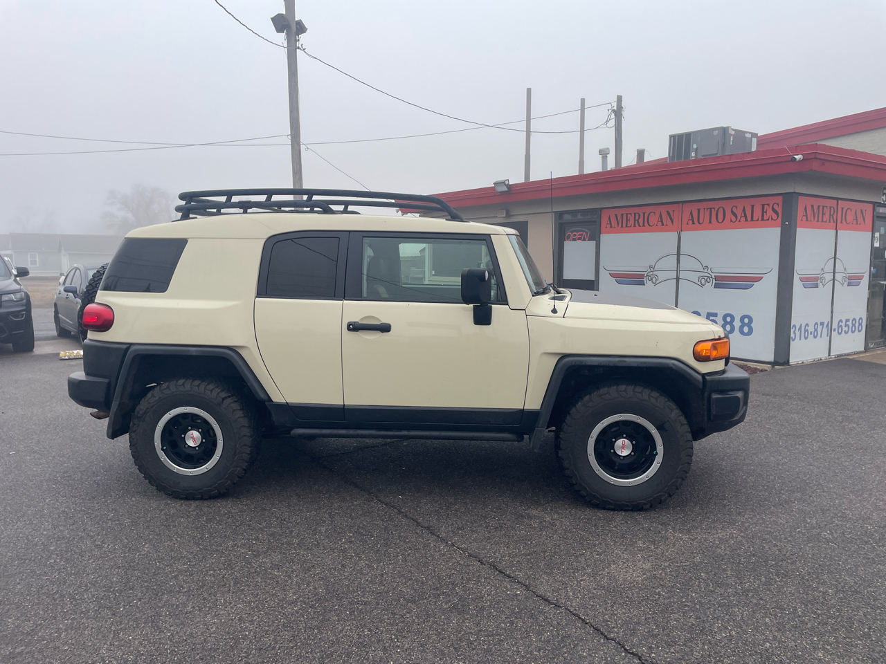 Toyota FJ Cruiser 4WD AT 2010
