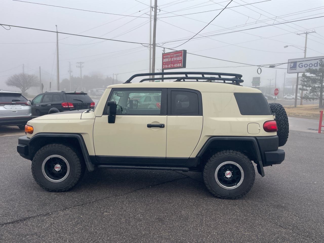 Toyota FJ Cruiser 4WD AT 2010