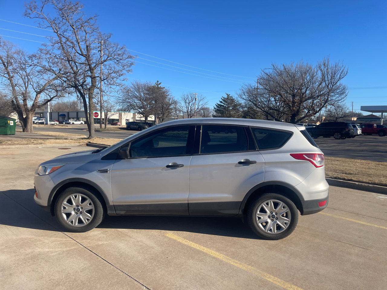 Ford Escape S FWD 2013