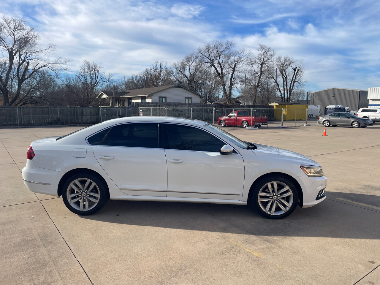 Volkswagen Passat SE w/Technology 2017