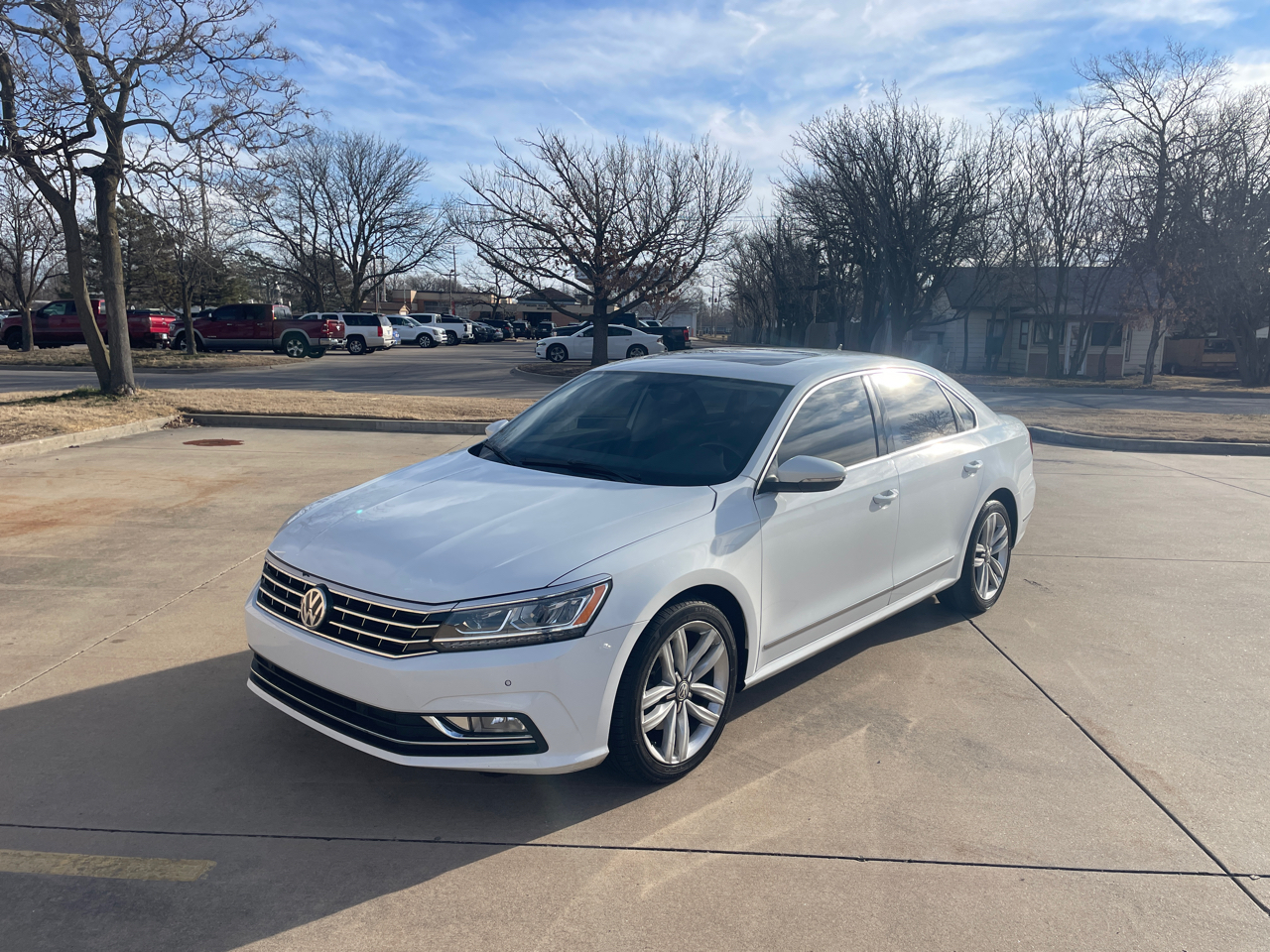 Volkswagen Passat SE w/Technology 2017