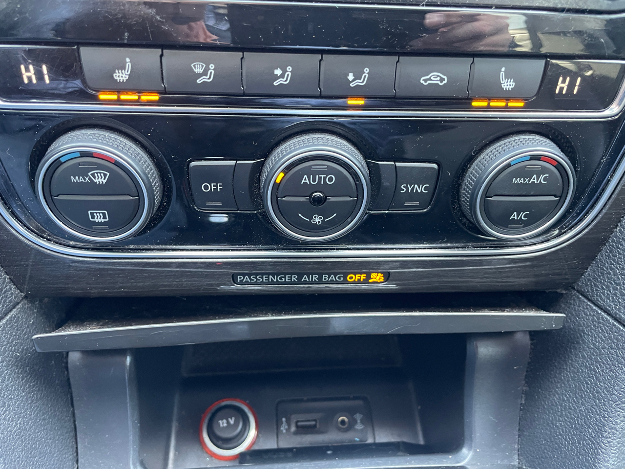 Volkswagen Passat SE w/Technology 2017