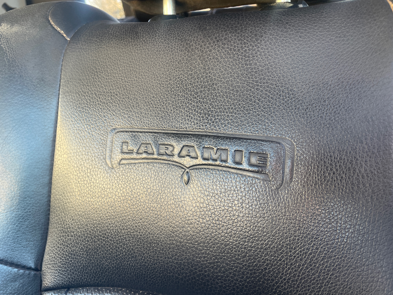 RAM 1500 Laramie Crew Cab SWB 4WD 2016