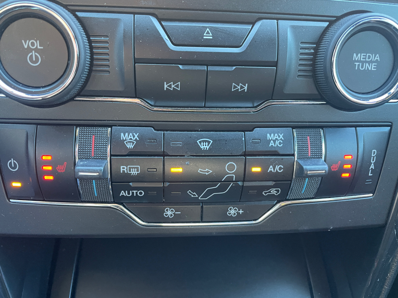 Ford Explorer XLT 2018