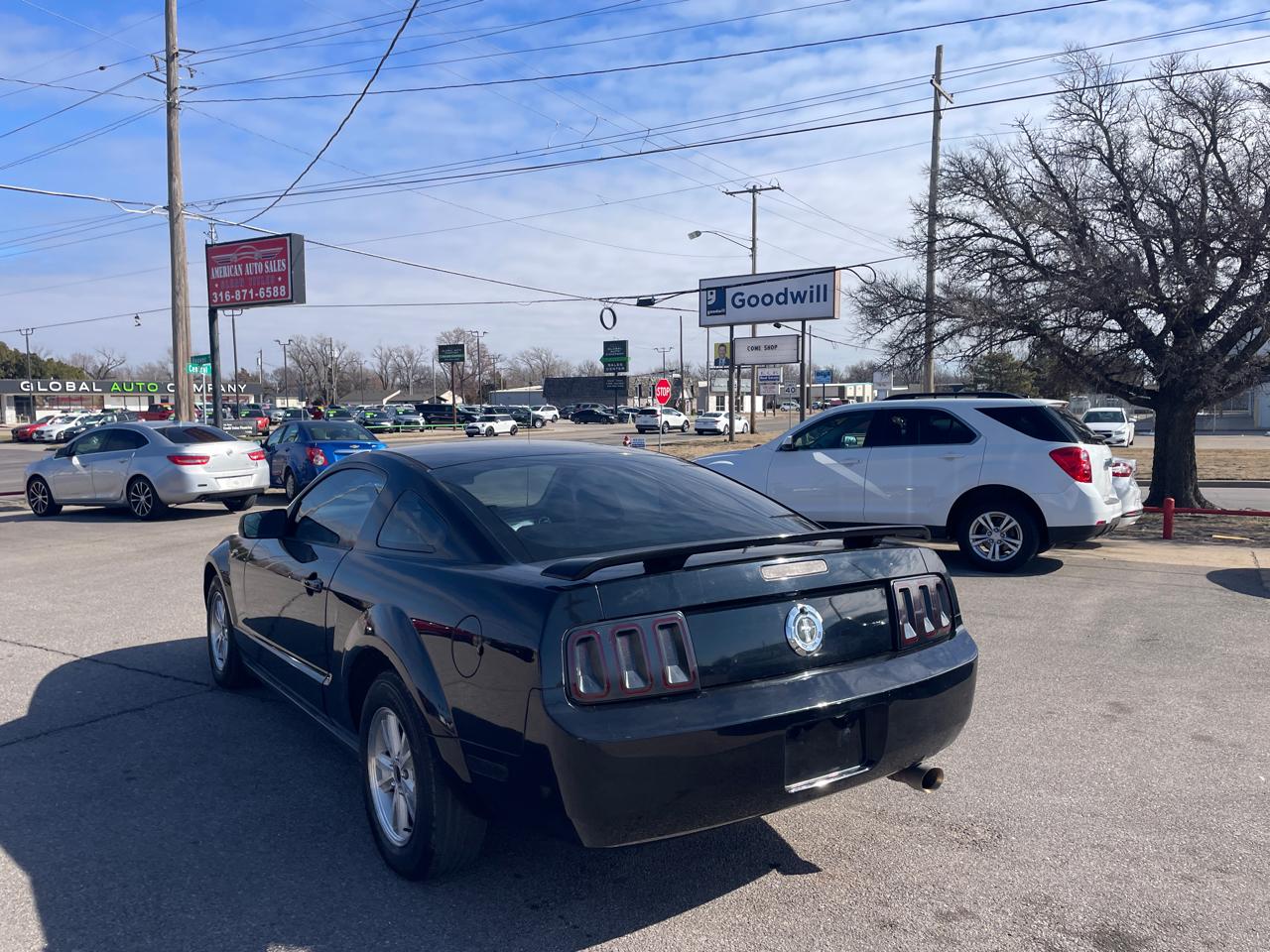 Ford Mustang V6 Standard Coupe 2006