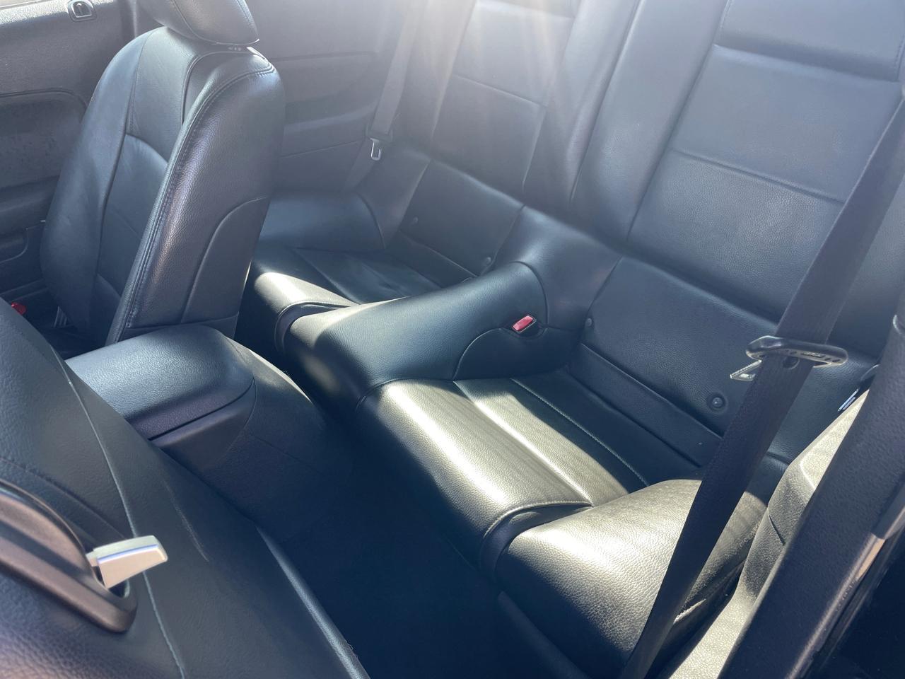 Ford Mustang V6 Standard Coupe 2006