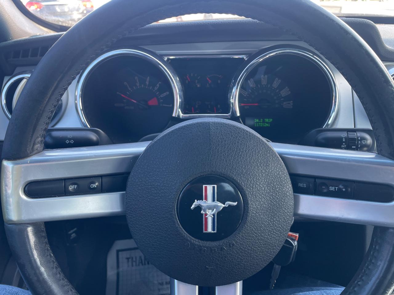 Ford Mustang V6 Standard Coupe 2006