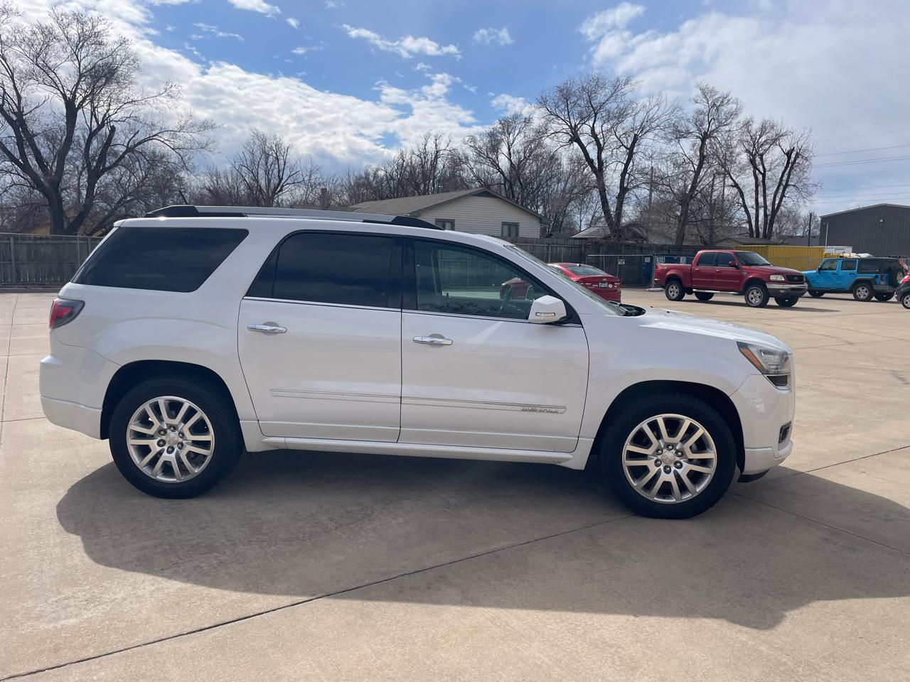 GMC Acadia Denali 2016