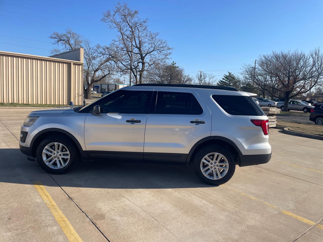 Ford Explorer XLT 4WD 2016