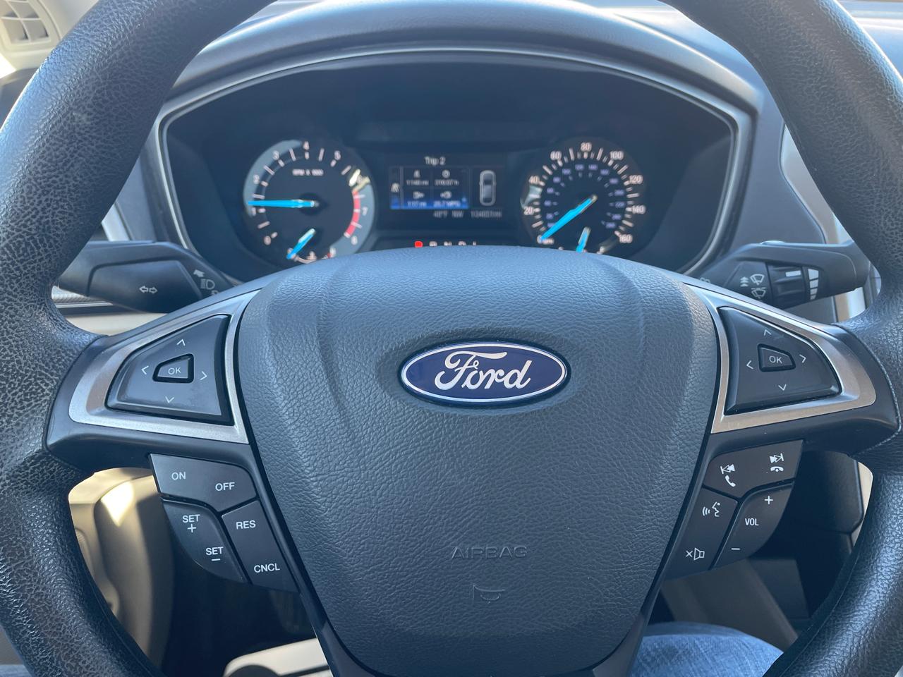 Ford Fusion SE 2018