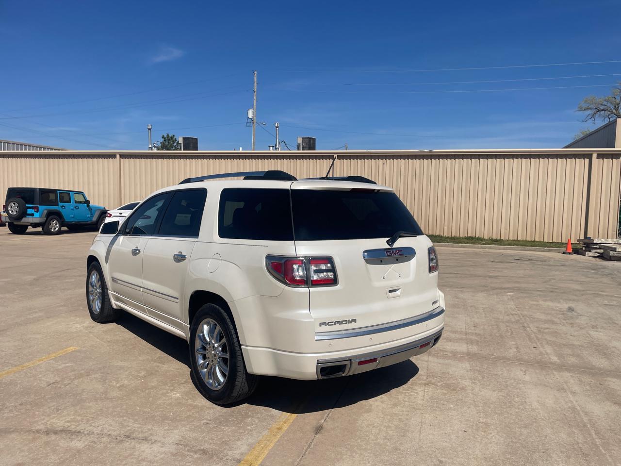 GMC Acadia Denali AWD 2014