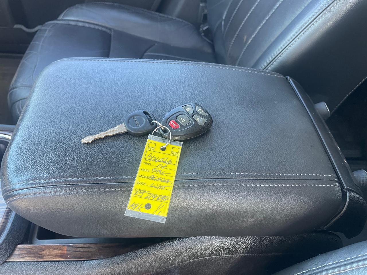 GMC Acadia Denali AWD 2014