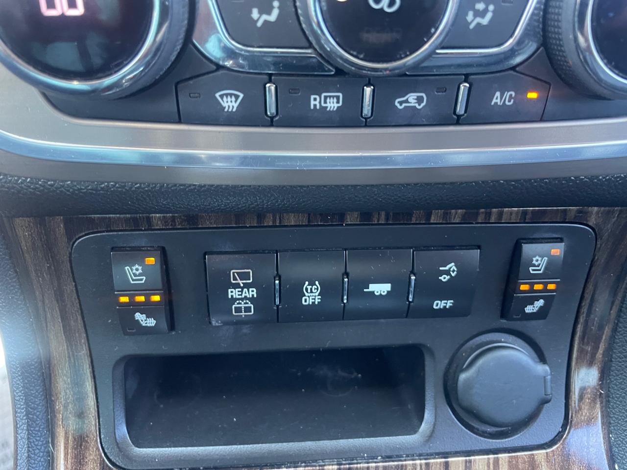 GMC Acadia Denali AWD 2014