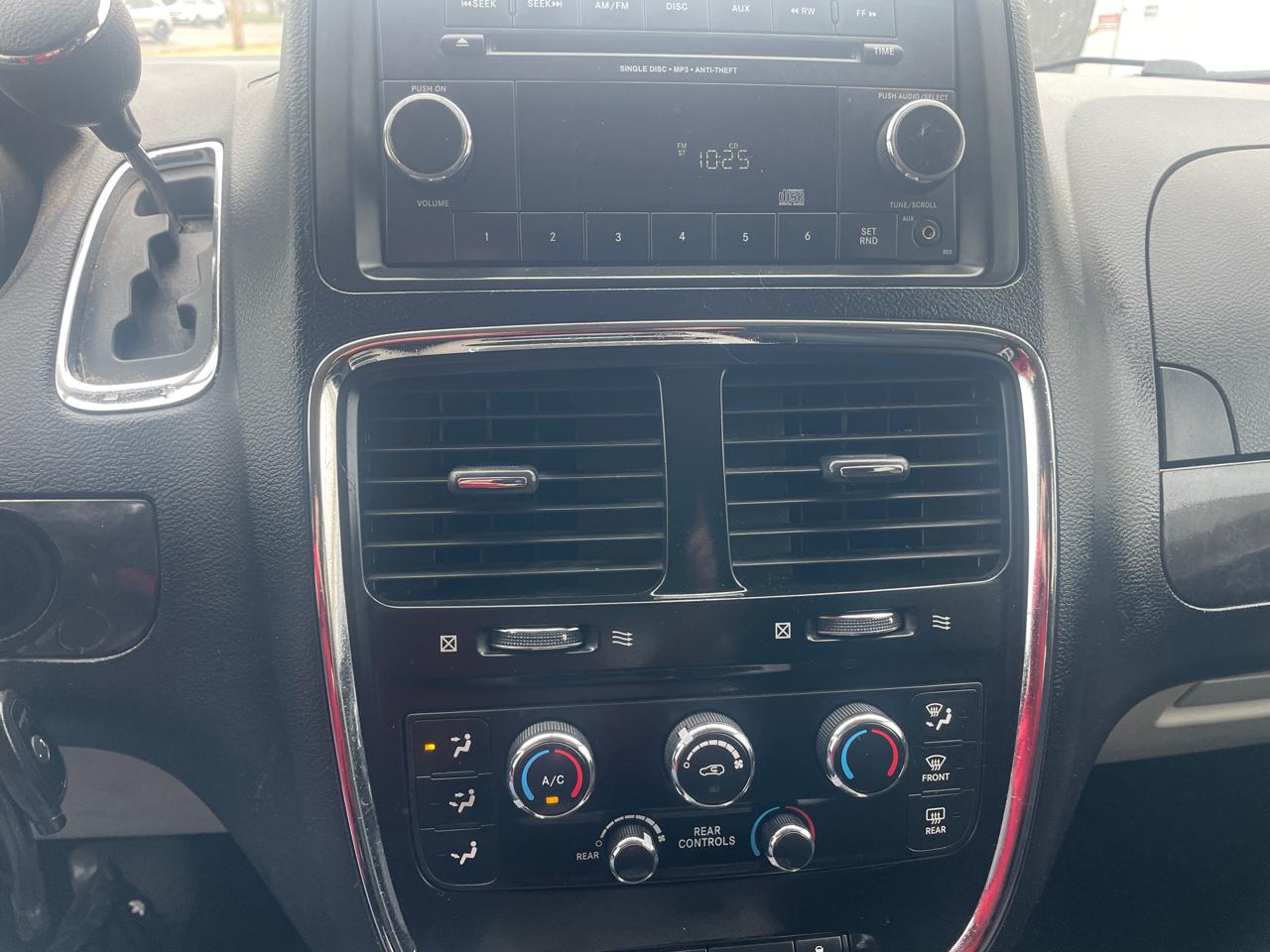 Dodge Grand Caravan SXT 2014