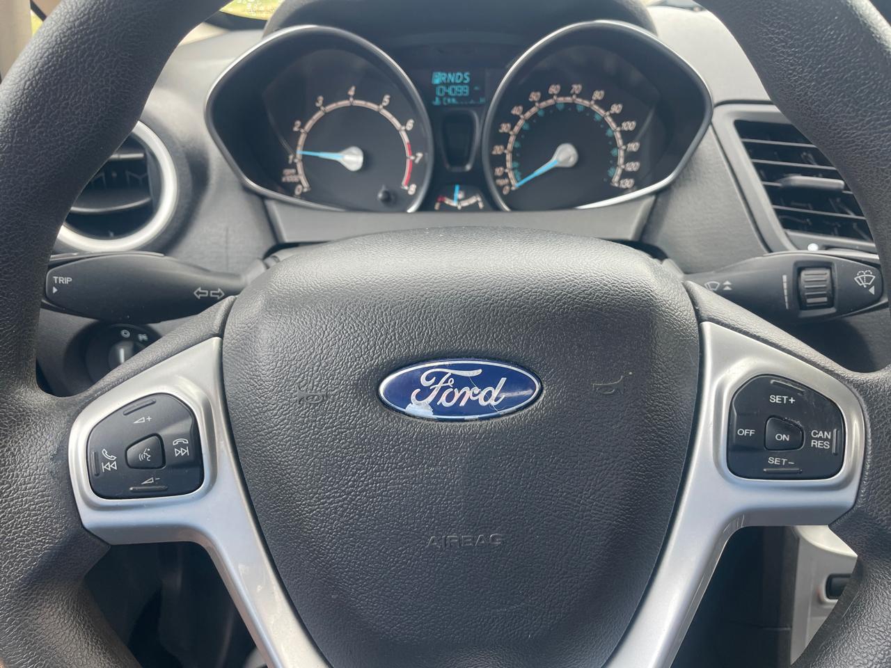 Ford Fiesta SE Sedan 2019