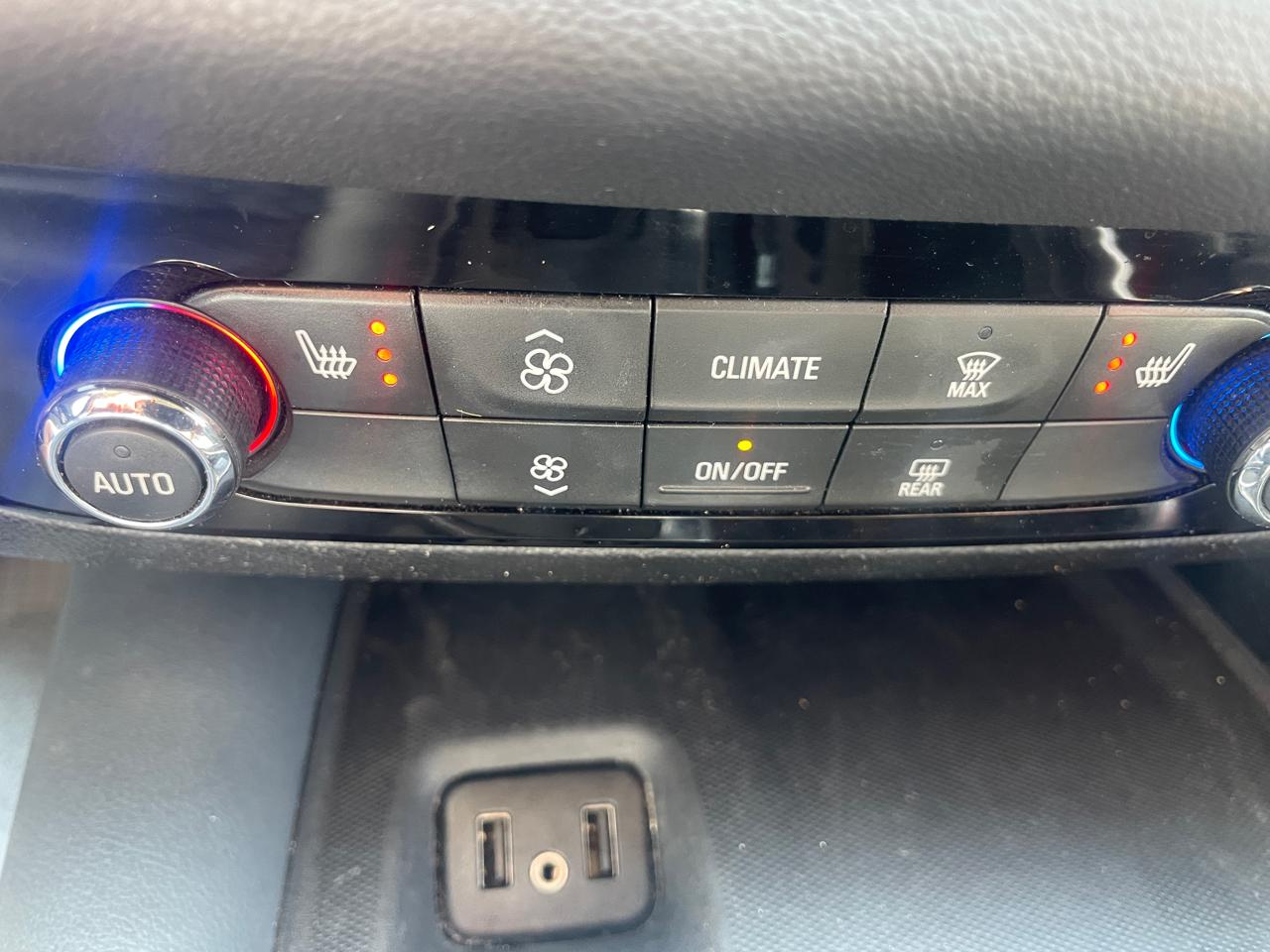 Buick Enclave Essence FWD 2019