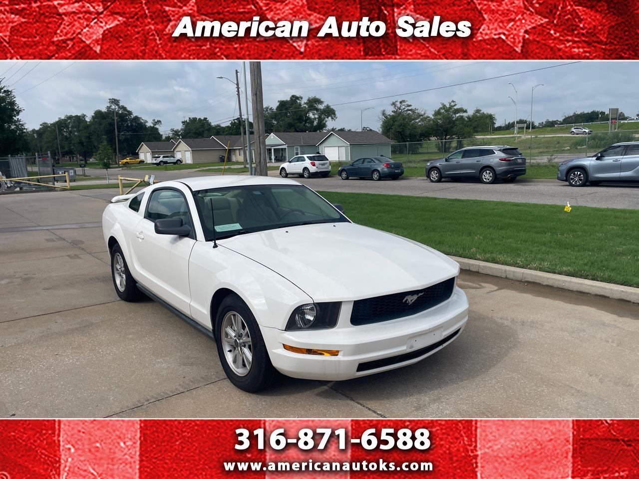 2006 Ford Mustang V6 Standard Coupe
