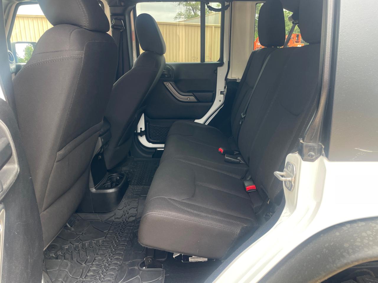 Jeep Wrangler Unlimited Sport 4WD 2014