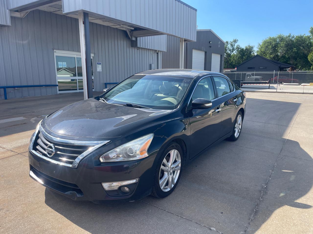 Nissan Altima 3.5 SV 2014